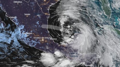 Potencial Ciclón Tropical Uno: más estados suspenden clases por fuertes lluvias | EN VIVO