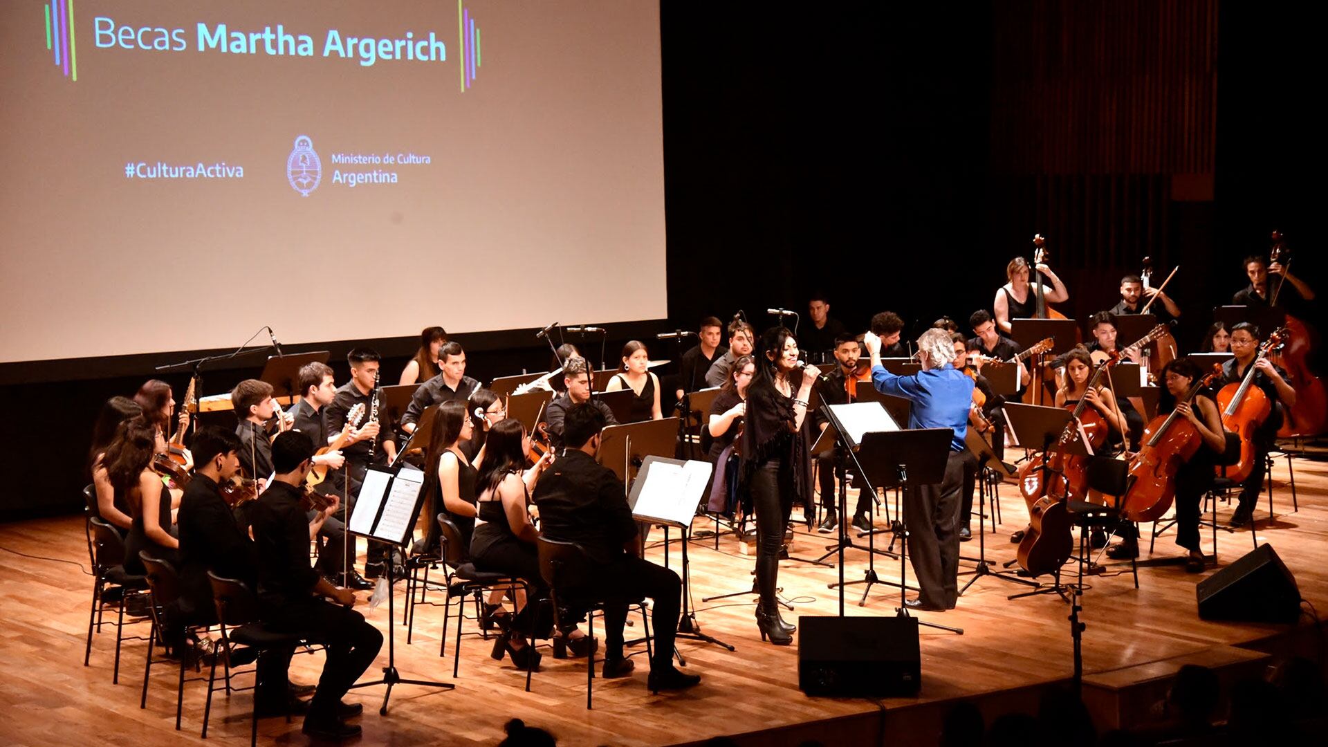 Becas Martha Argerich