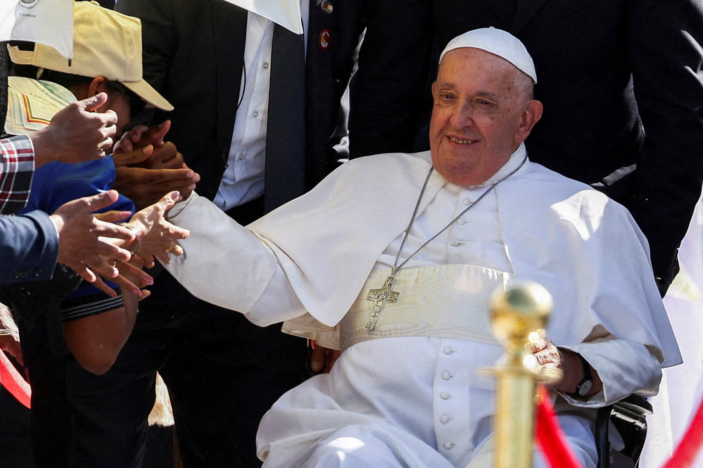 El Papa Francisco asiste a la Santa Misa en la Explanada de Taci Tolú.