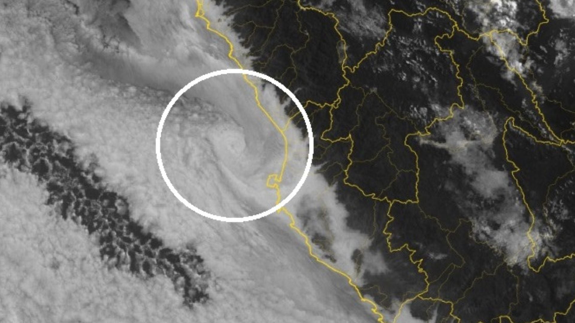 El vórtice costero es una especie de espiral que traslada la humedad del mar hacia la costa, de acuerdo a expertos del Senamhi.