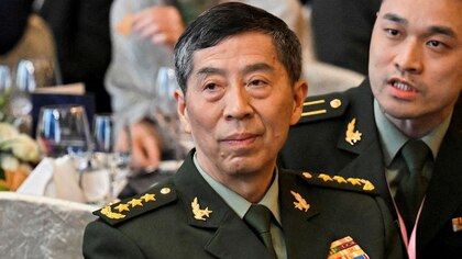 El régimen de Xi Jinping expulsó del Partido Comunista Chino al ex ministro de Defensa Li Shangfu y lo juzgará por corrupción