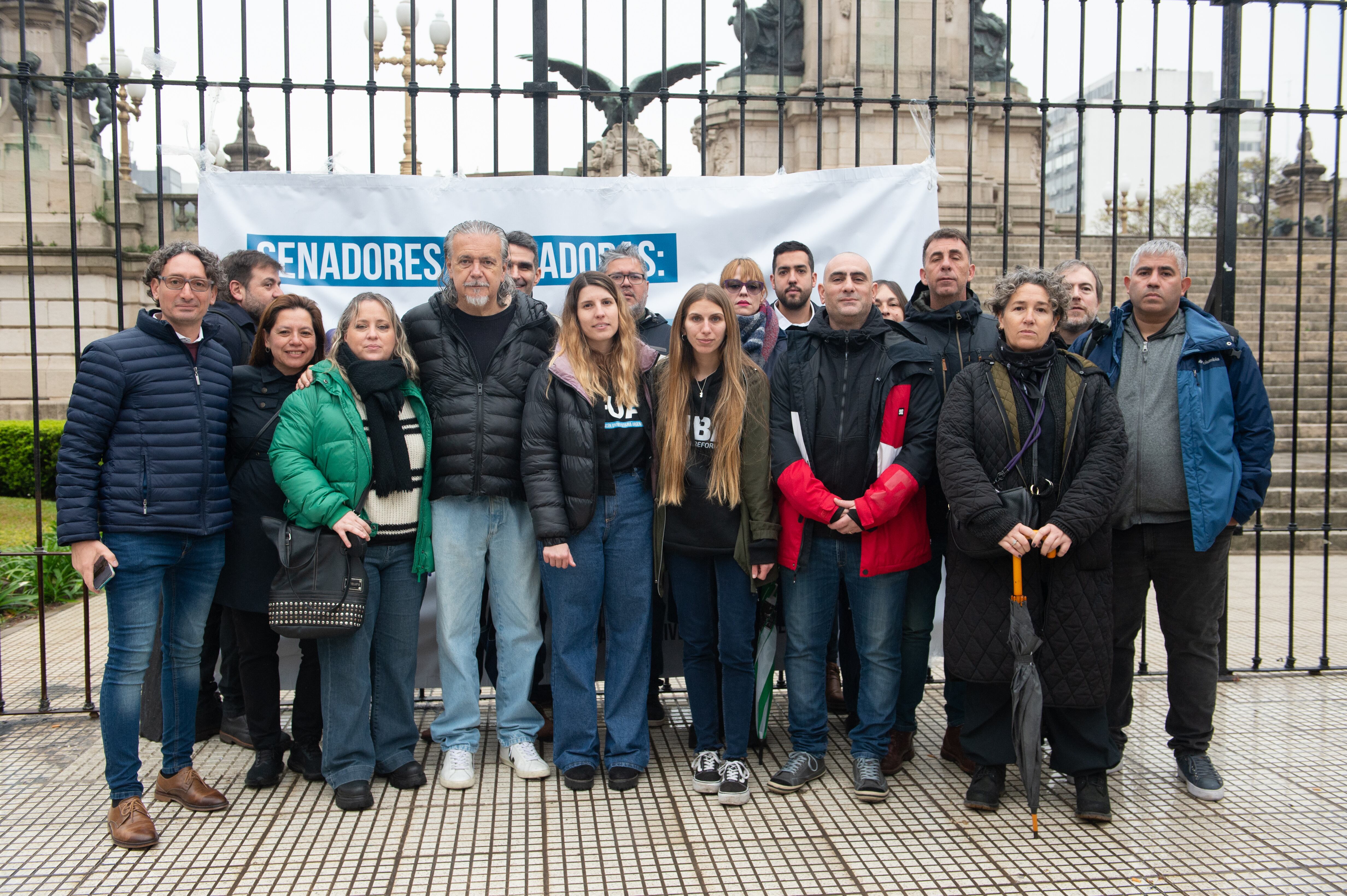 Radio abierta en la Plaza del Congreso - Financiamiento universitario