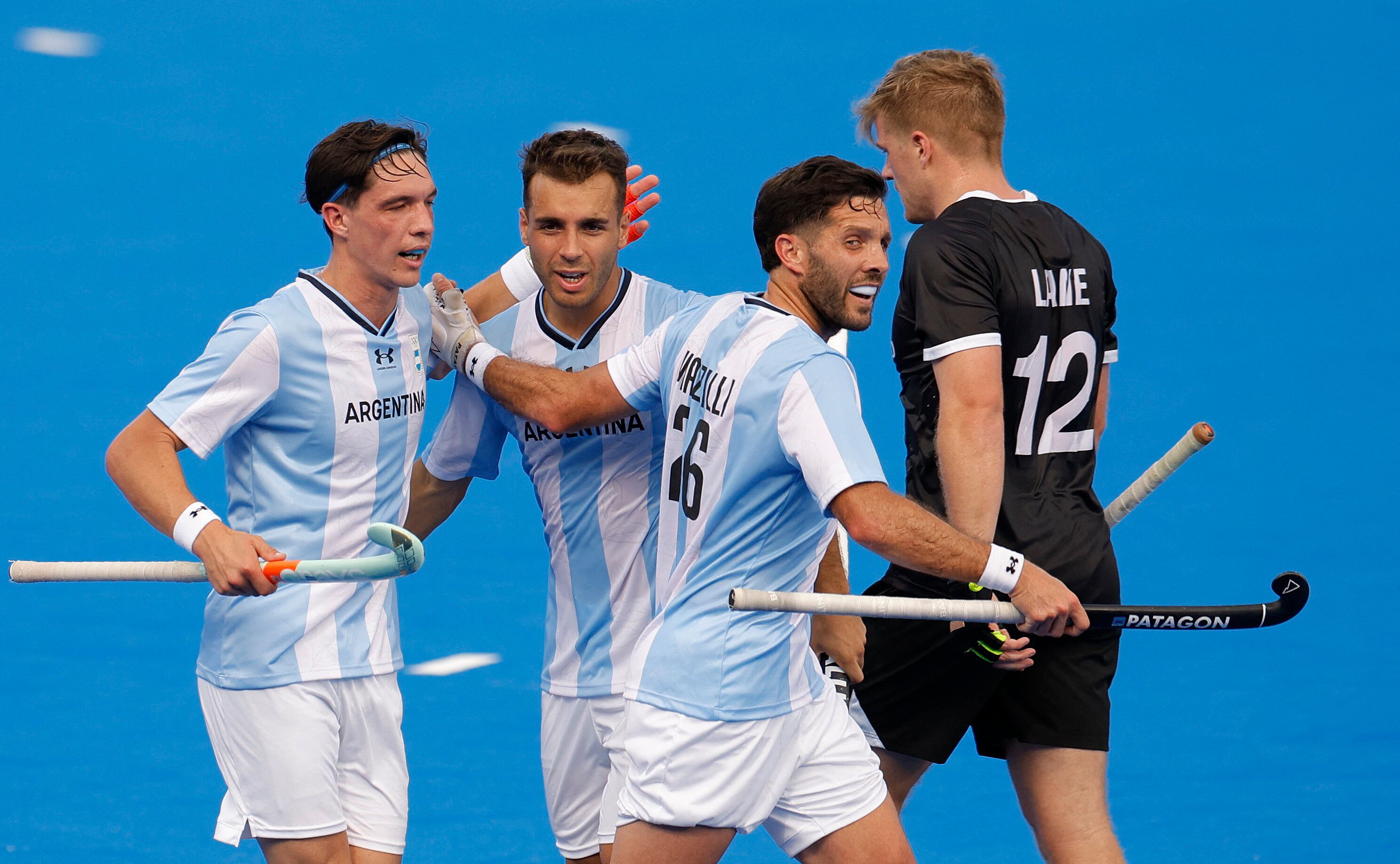 Argentina le ganó 2-0 a Nueva Zelanda en el hockey masculino (REUTERS/Adnan Abidi)