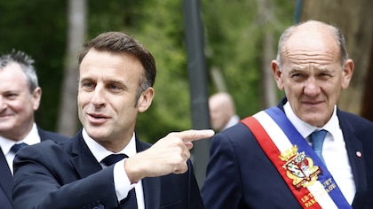 Emmanuel Macron pidió “prudencia” y aseguró que su alianza “sigue viva” tras las elecciones en Francia