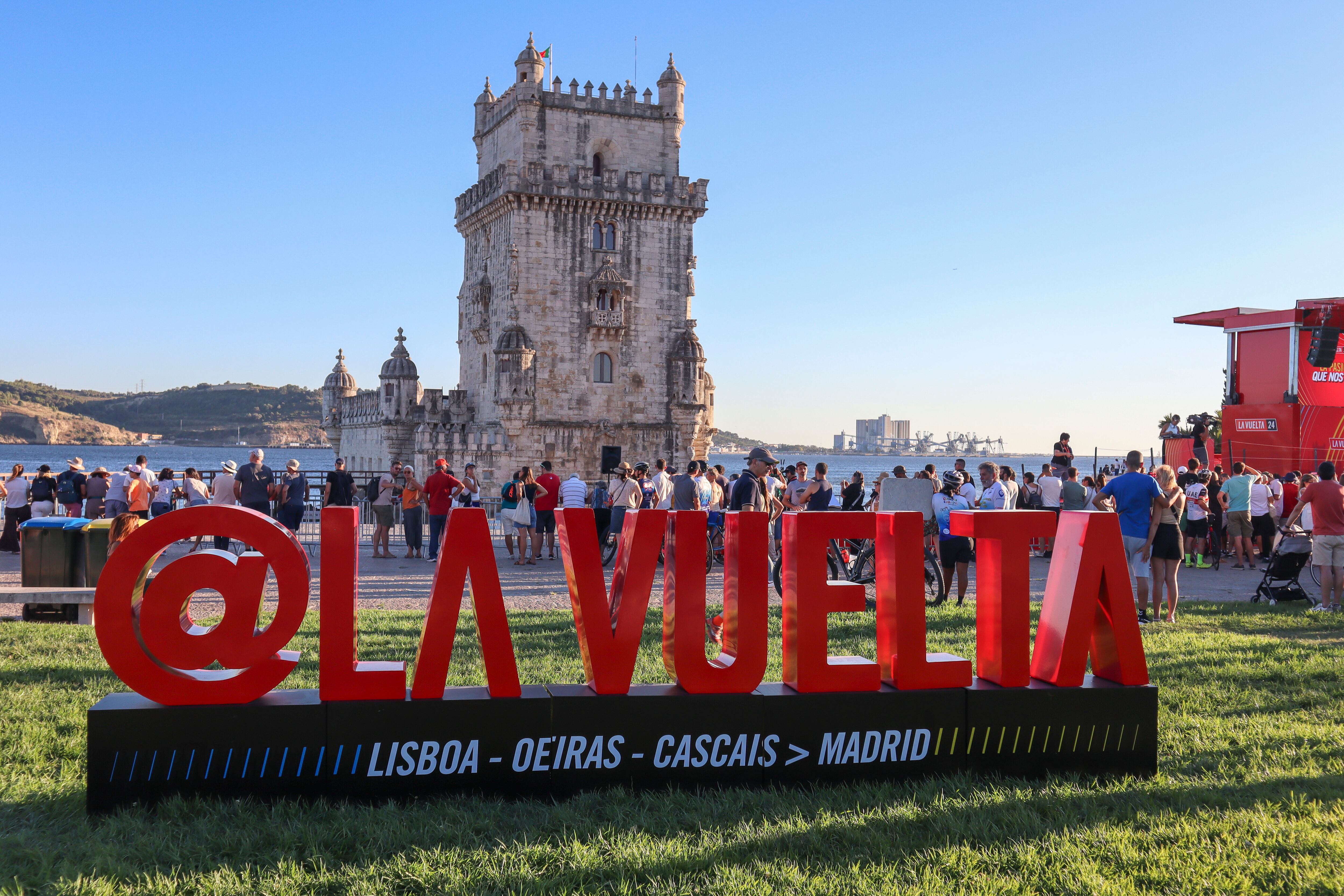 Lisboa, con la Torre de Belém de fondo, acogerá la salida de La Vuelta a España 2024 - crédito Carlota Ciudad/EFE