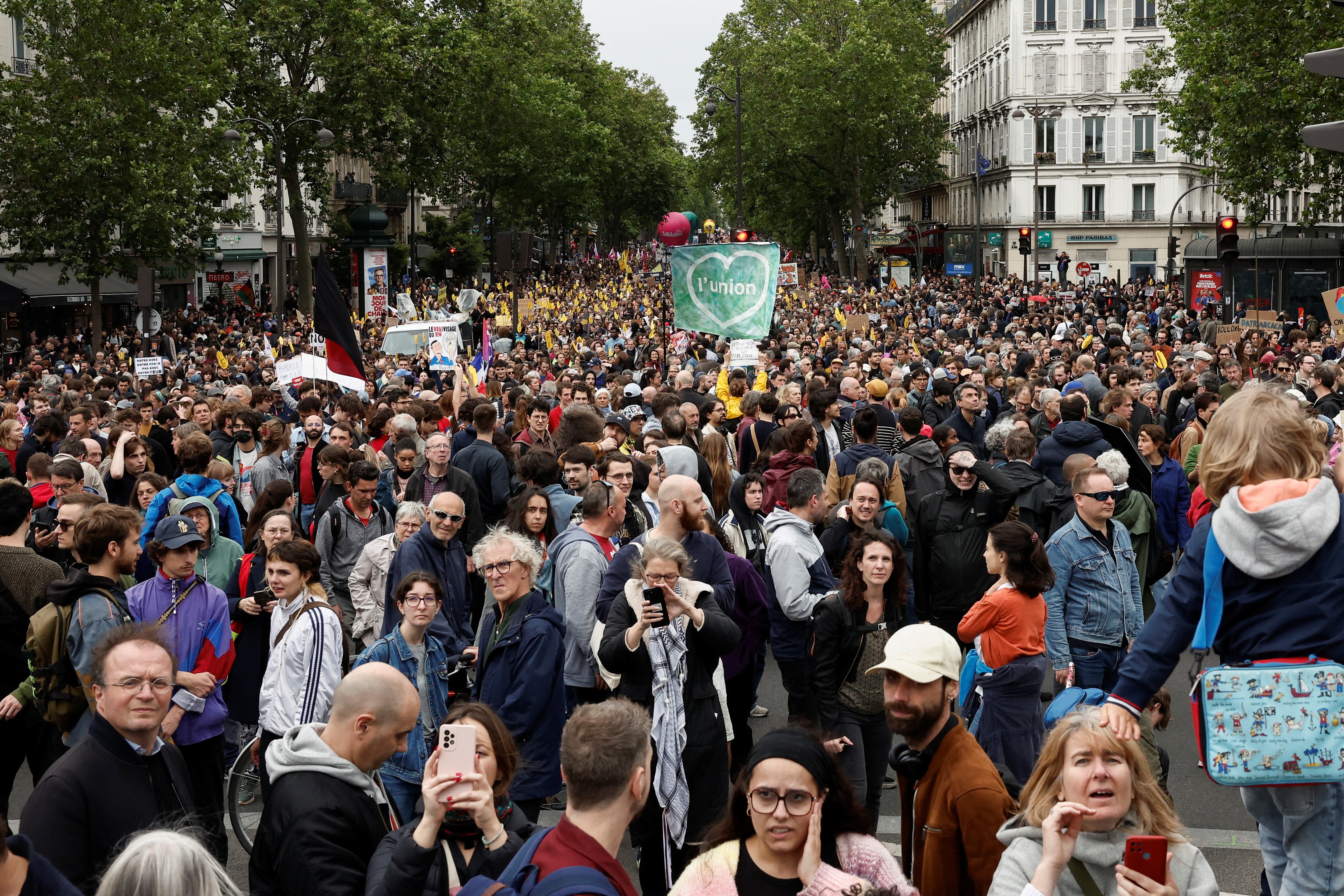 Miles de franceses se manifestaron contra el avance de la extrema derecha (REUTERS/Benoit Tessier)