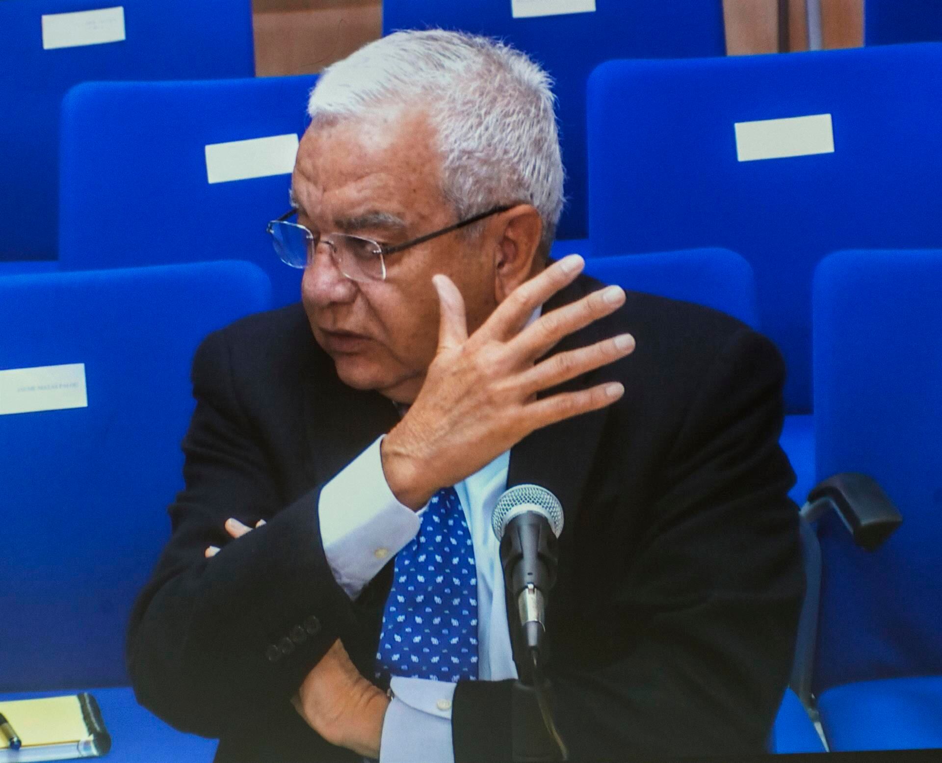 Francisco Roig ante el tribunal de la Audiencia de Palma que durante el juicio el caso Nóos. (EFE/Cati Cladera).