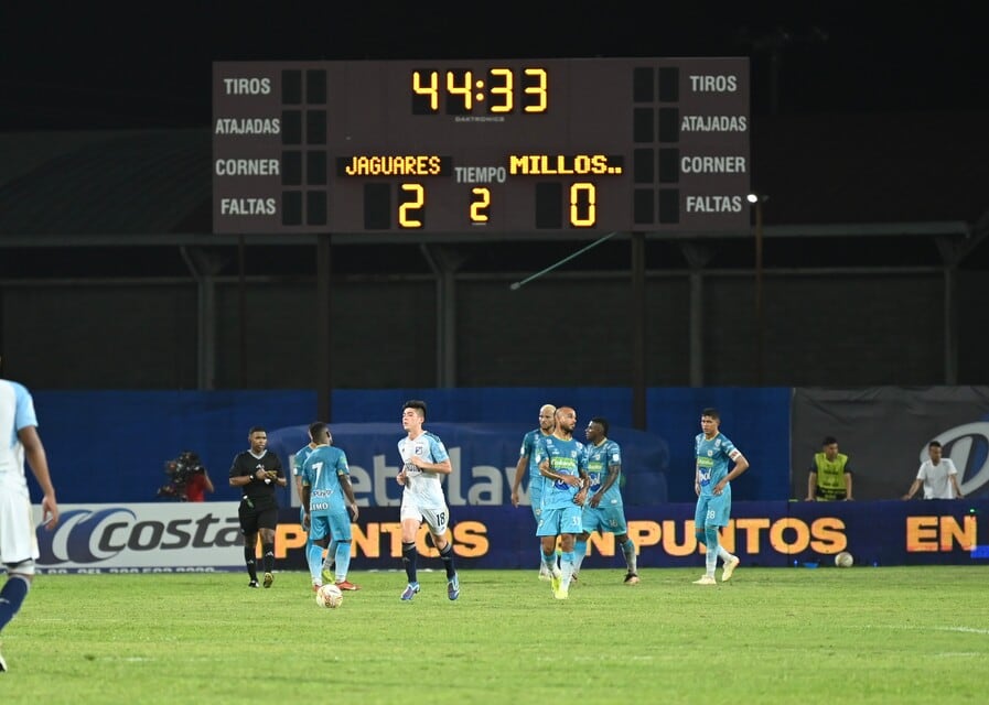 Este fue el momento en donde Jaguares se adelantó por dos goles en aquel entonces en el partido ante Millonarios en Montería el 10 de marzo de 2024 - crédito Andrés López / Colprensa