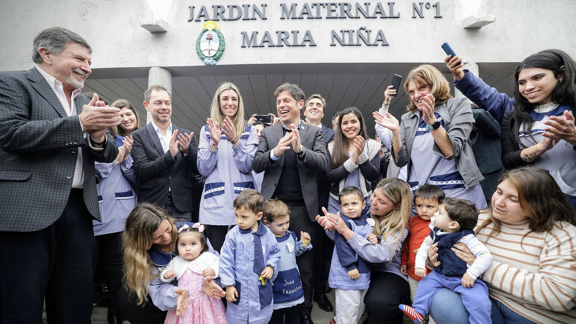 Axel Kicillof recorrida en Luján con el intendente Leonardo Boto