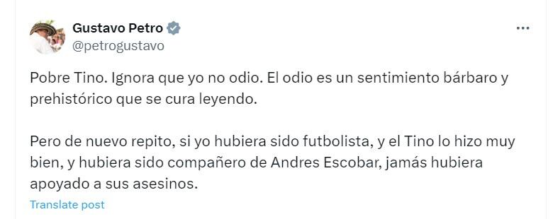 El entonces senador de la república aseguró que el exjugador respalda a quienes acabaron con la vida del jugador Andrés Escobar - crédito @petrogustavo/X