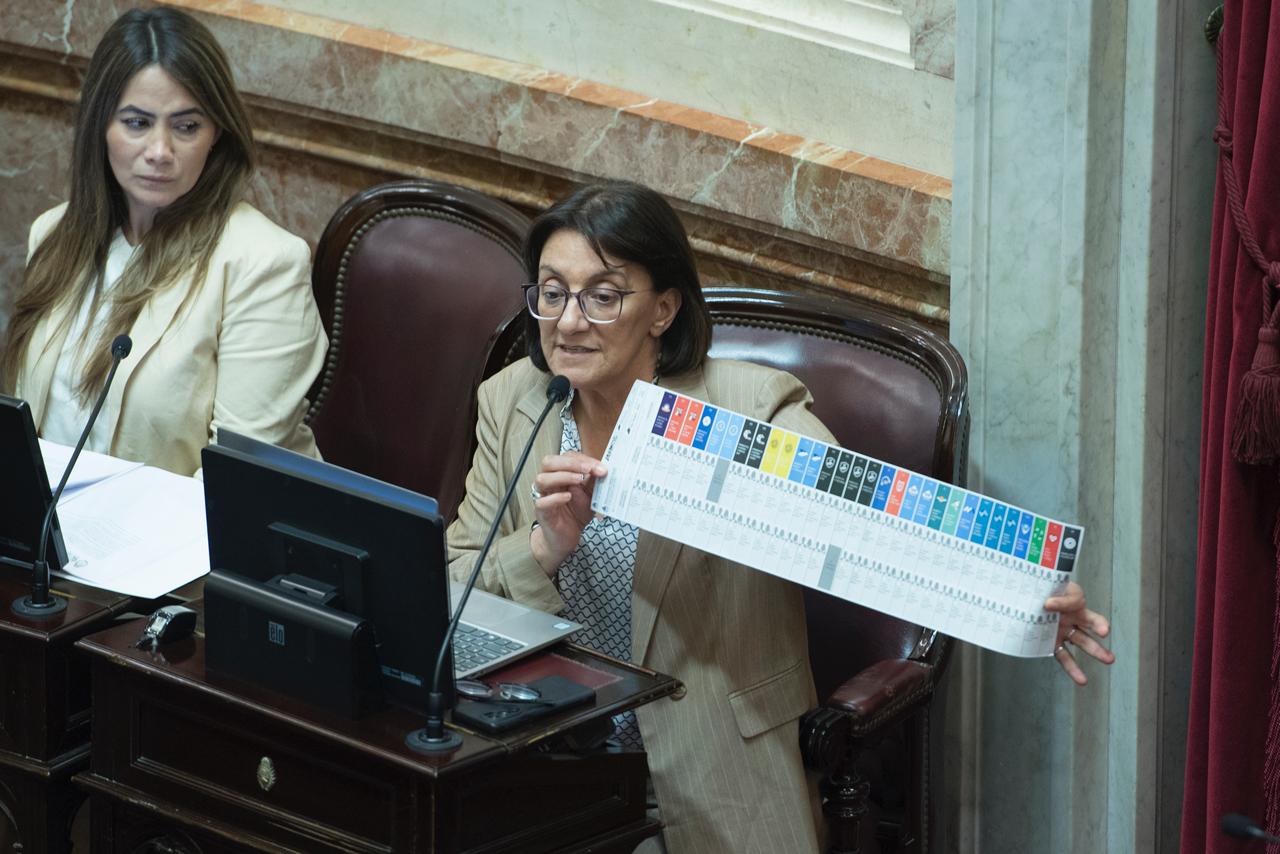 Monica Silva debate Boleta Única Senado