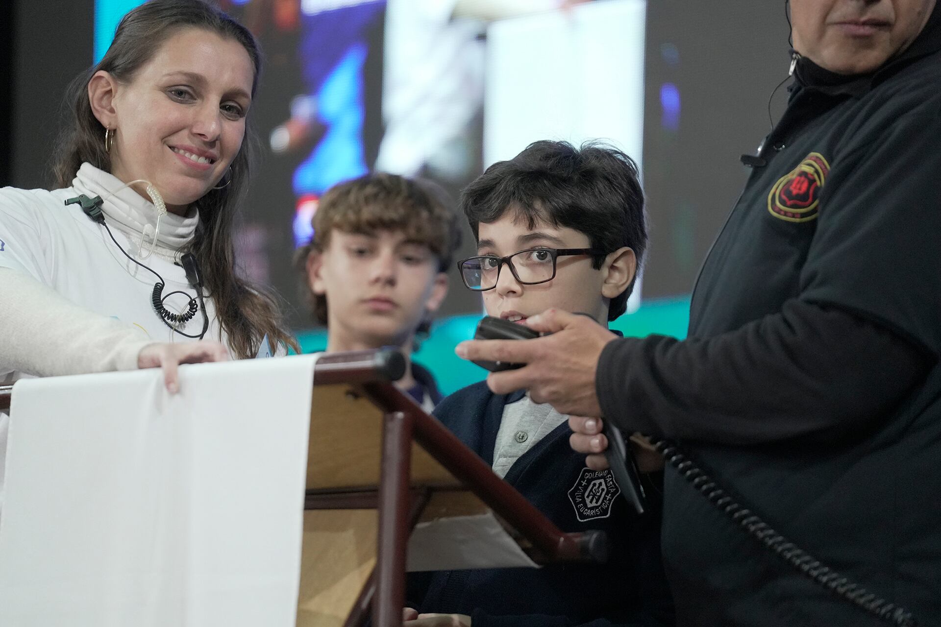 Epps con estudiantes de Córdoba