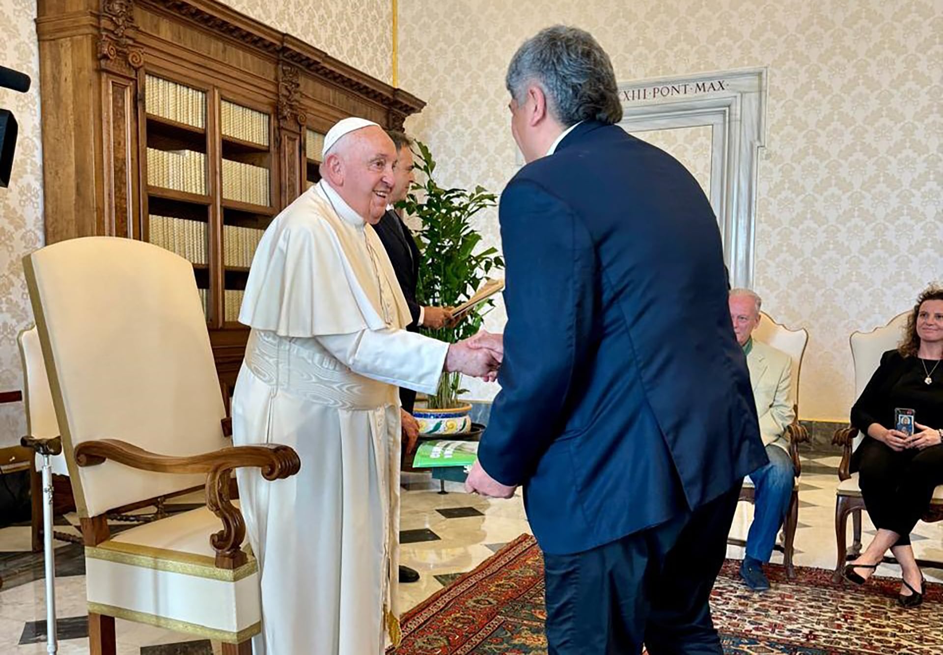 Pablo Moyano con el papa Francisco