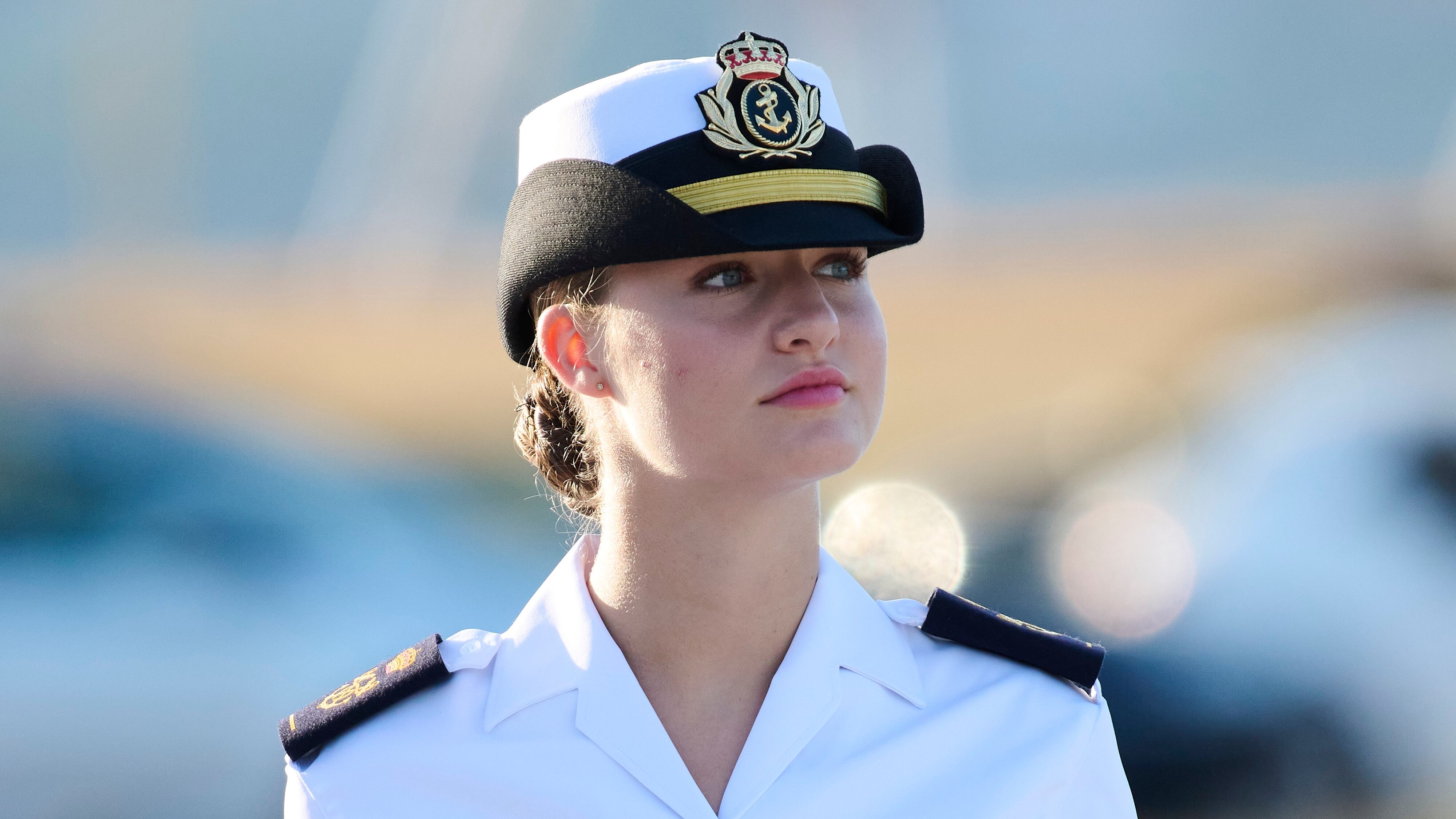 La Princesa Heredera Leonor de España llega a la Escuela Naval de Marín el 29 de agosto de 2024. El 29 de agosto de 2024 en Marín, España.  (Foto de Carlos Álvarez/Getty Images)