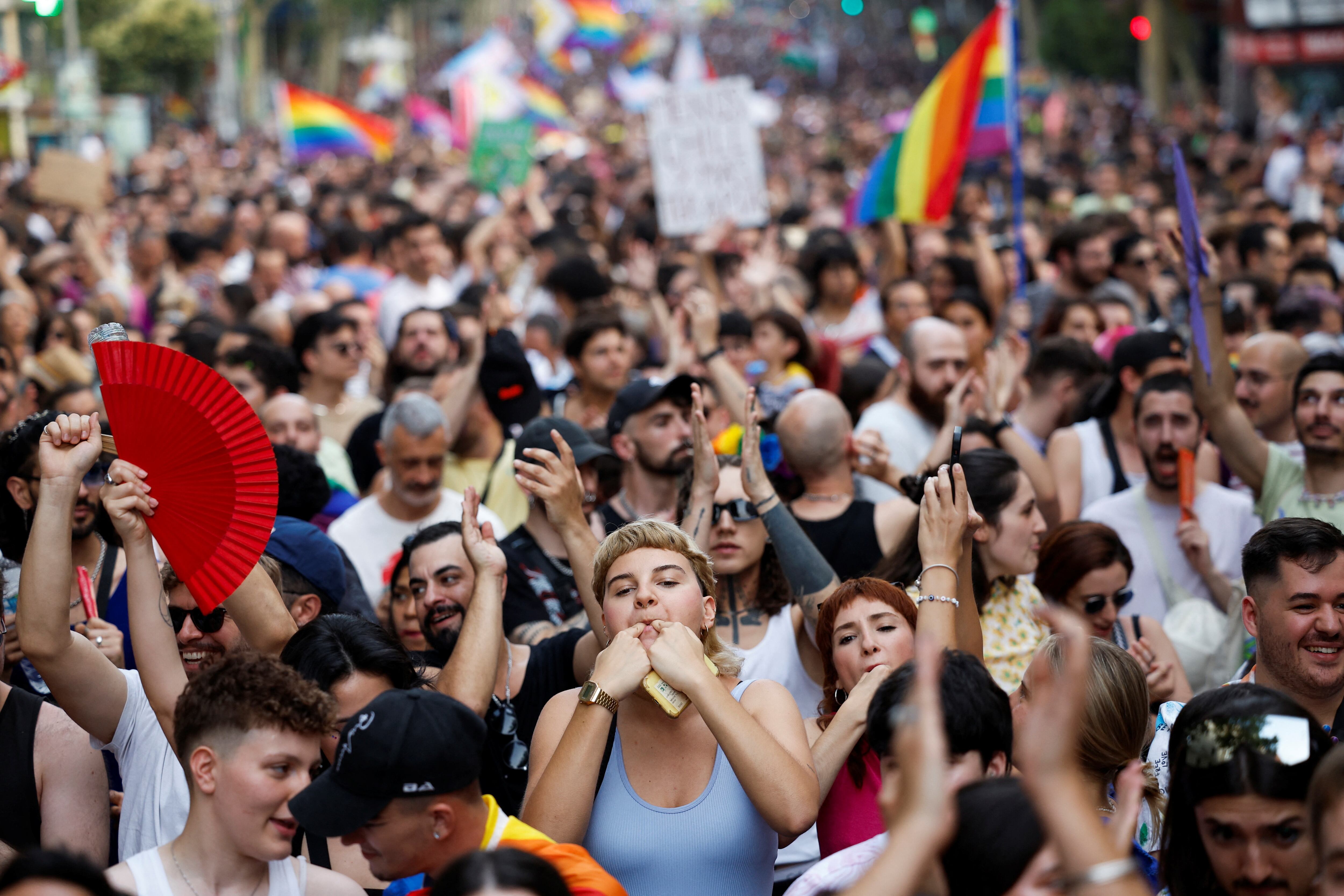 Manifestación del Orgullo Gay en las calles de Madrid en el año 2023. (REUTERS/Juan Medina)