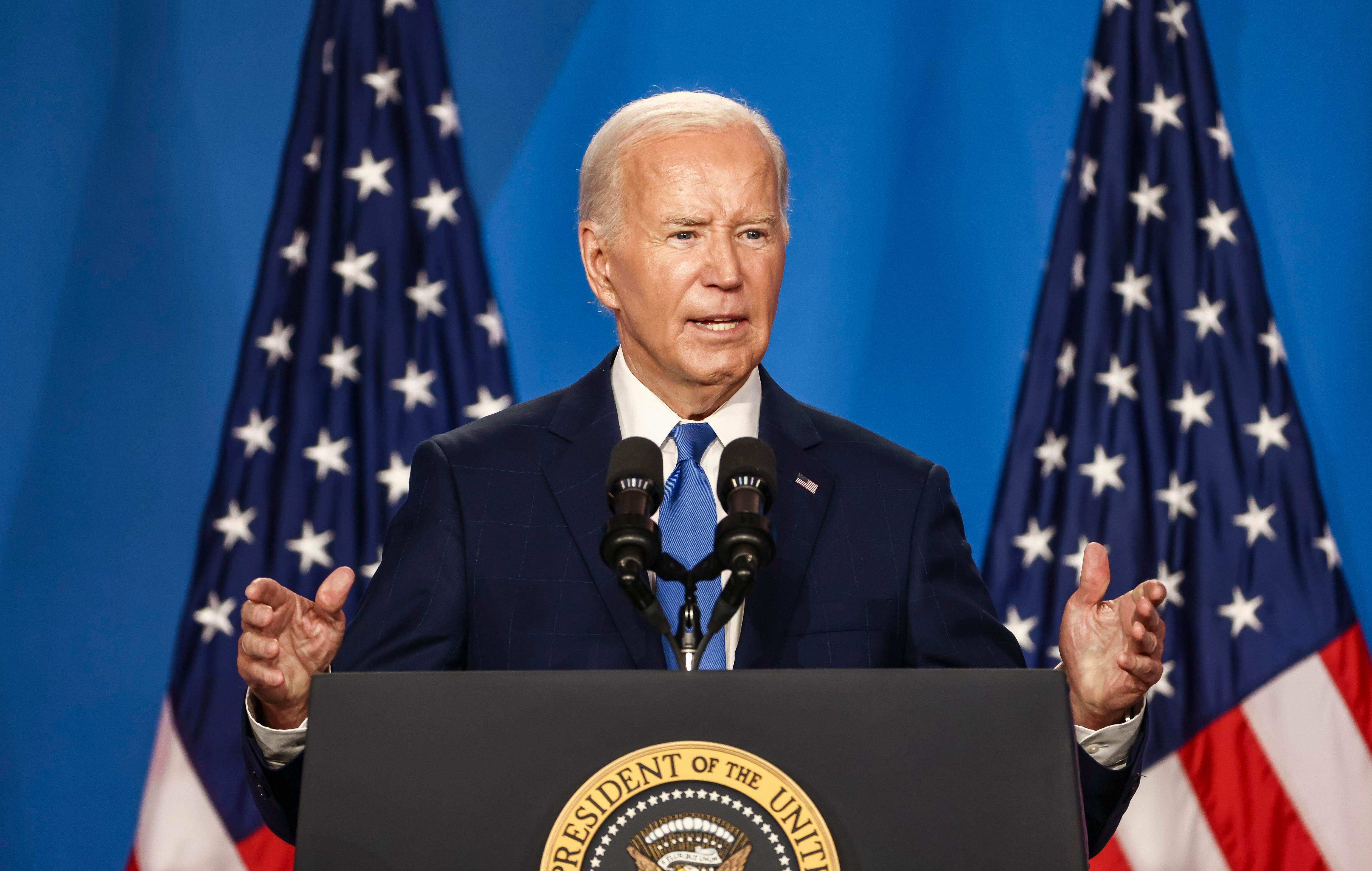 Biden aseguró que “no hay lugar para este tipo de violencia en Estados Unidos. Debemos unirnos como nación para condenarla” (EFE)