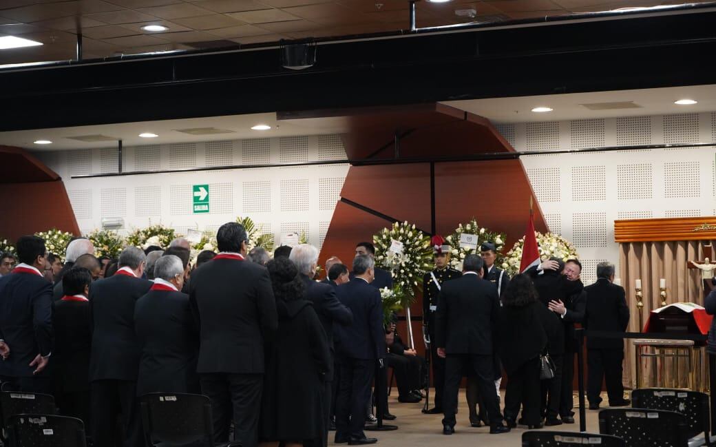 Velorio de Alberto Fujimori en el Ministerio de la Cultura