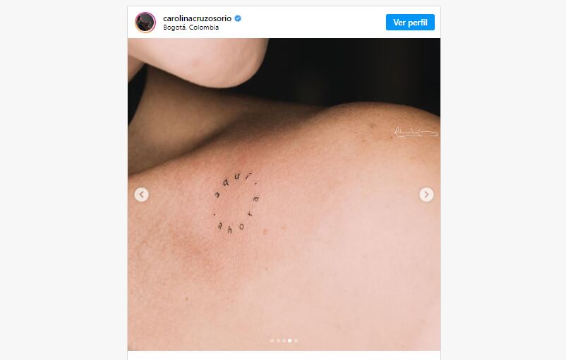 La presentadora de Día a Día sorprendió a sus seguidores al revelar que se realizó un nuevo tatuaje - crédito @carolinacruzosorio/Instagram