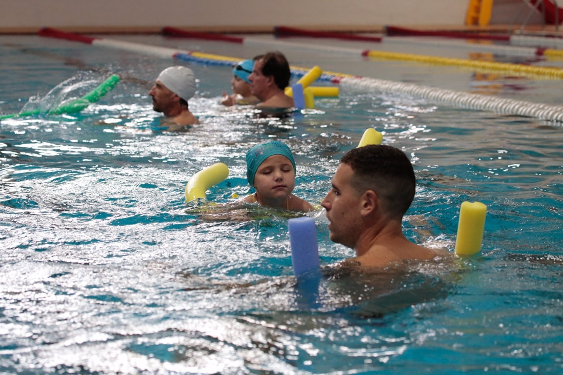 Las clases de natación gratuitas se realizarán en la alcaldía Iztapalapa.
