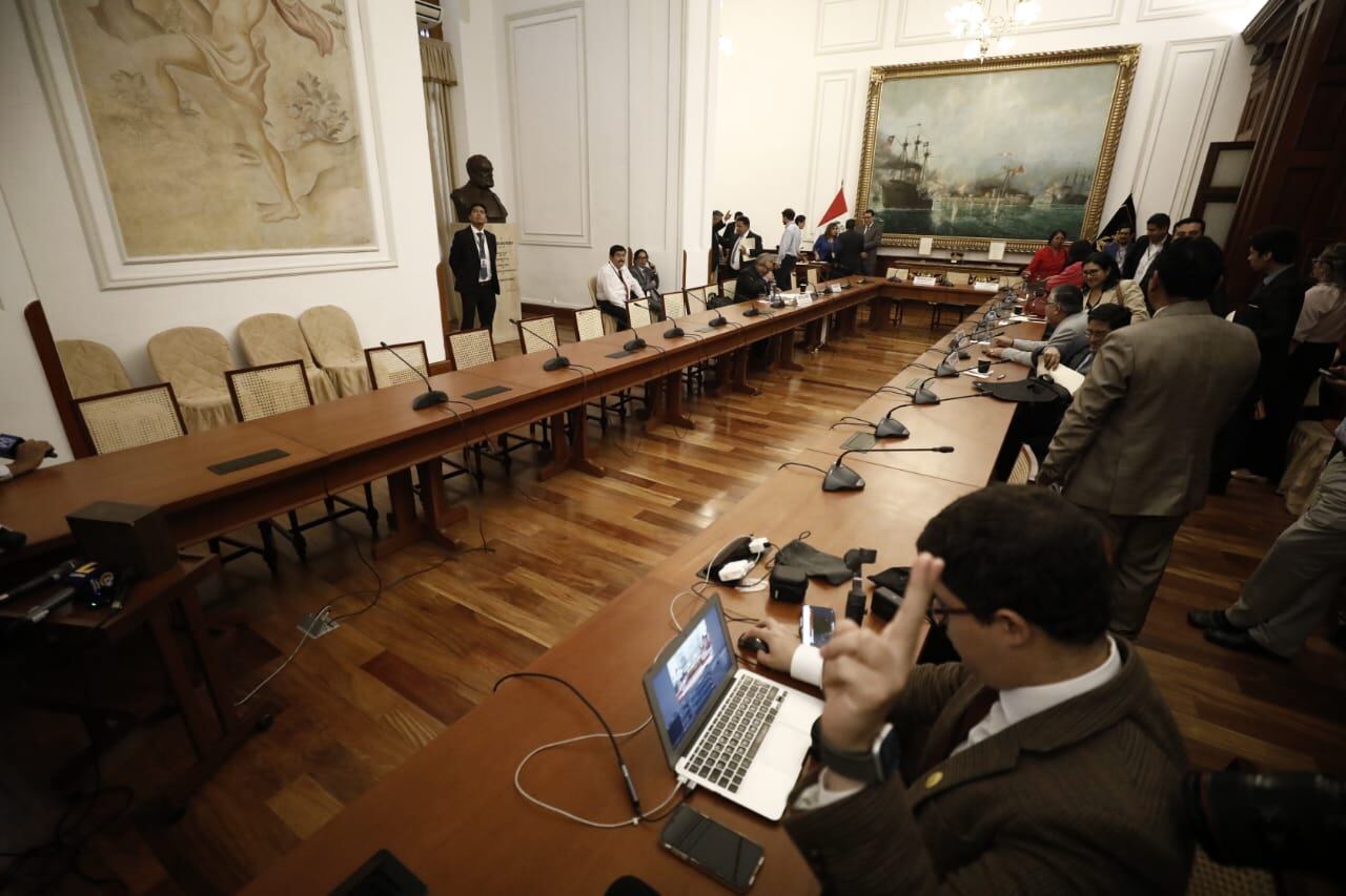 Sala de sesiones vacía