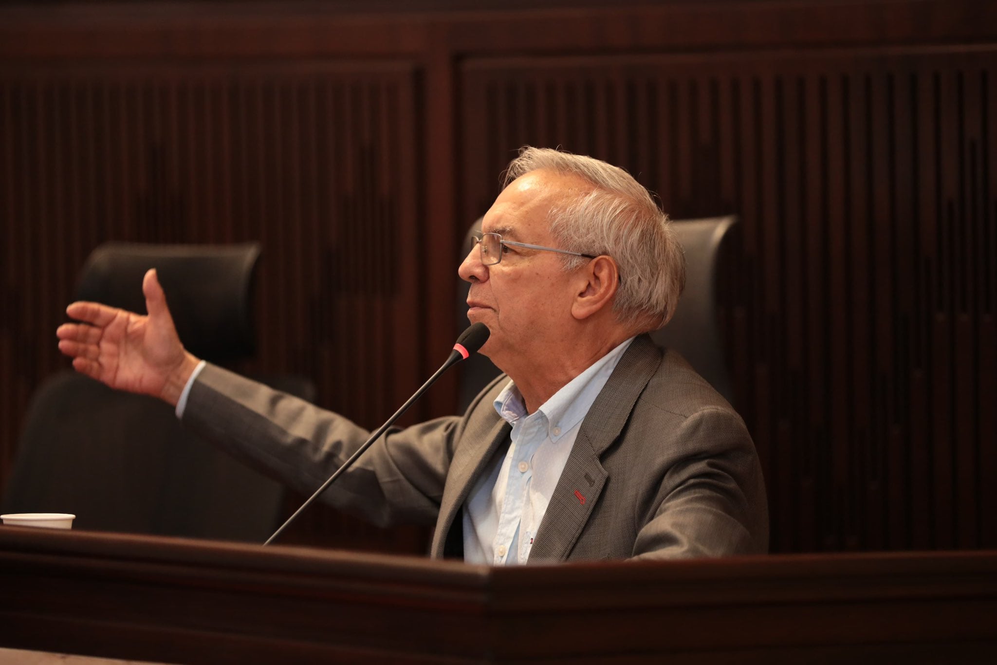 En la presentación del proyecto de ley, el ministro Ricardo Bonilla explicó que la solicitud de aumentar el cupo de endeudamiento se debe a los decretos de emergencia aplicados a causa del Covid-19, cuyas implicaciones crediticias no están incluidas en el cupo actual - crédito Ministerio de Hacienda