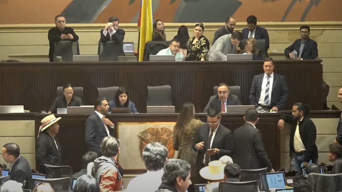 En medio de críticas al Gobierno avanza el debate de la reforma laboral en la plenaria de la Cámara de Representantes - crédito @CamaraColombia/X