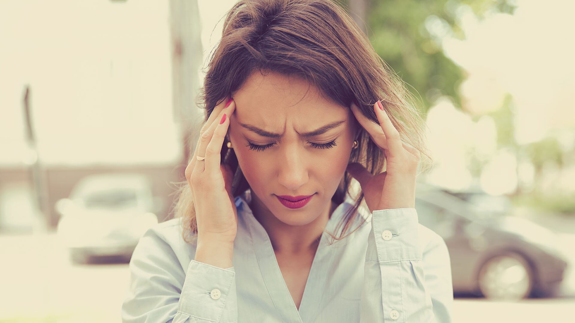 Las migrañas pueden estar relacionadas con la dieta y la intolerancia a la histamina, una sustancia que algunas personas no pueden descomponer adecuadamente debido a variantes genéticas, según Jorge Dotto (Getty)